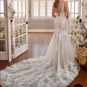 Brand New Wedding Dress
